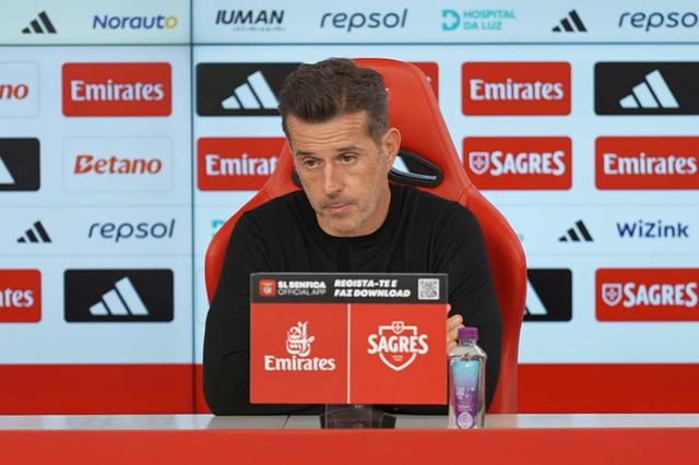 «El Karouani ainda não é jogador do Benfica»