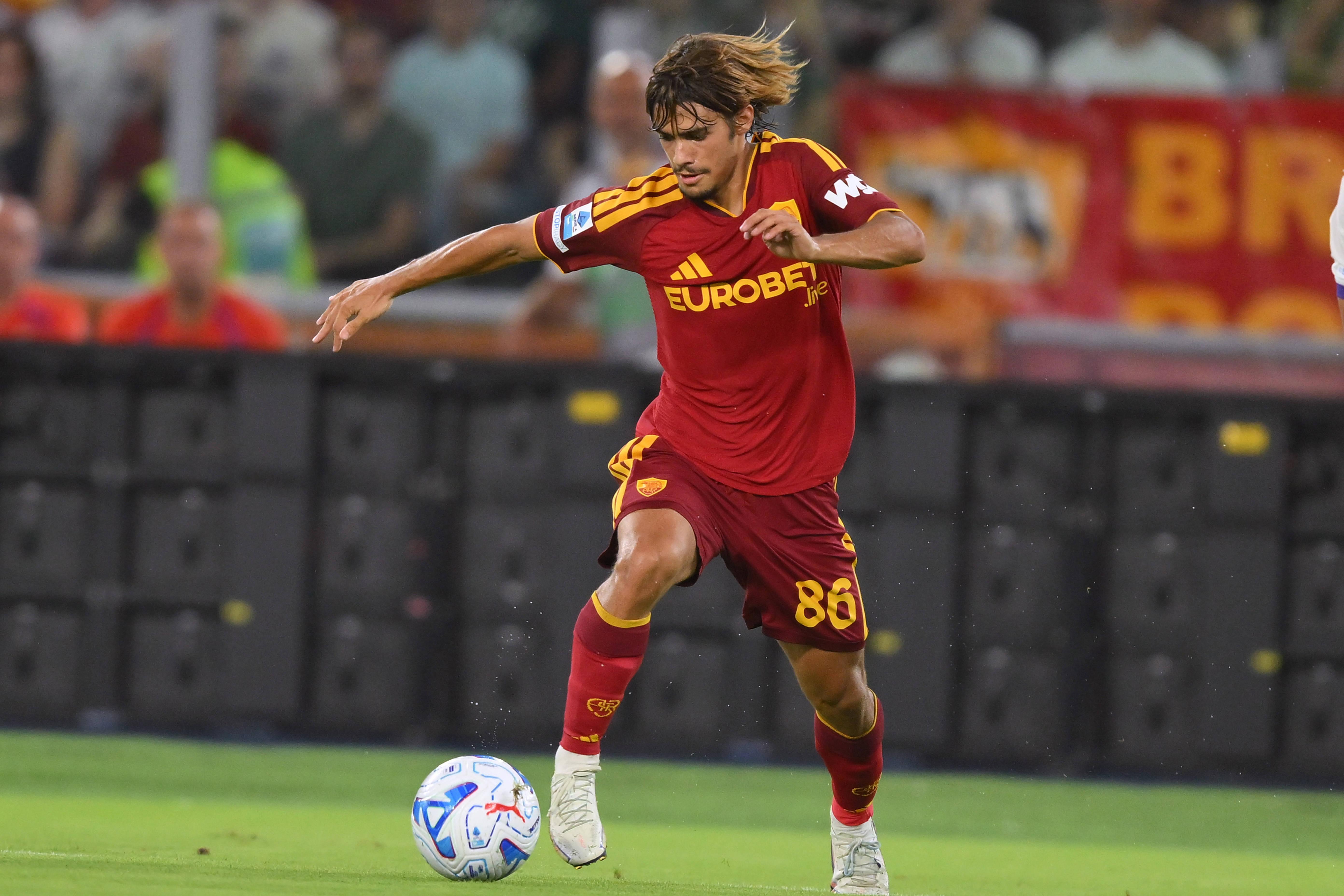 Rodrigo Mora em ação com a camisola da Roma