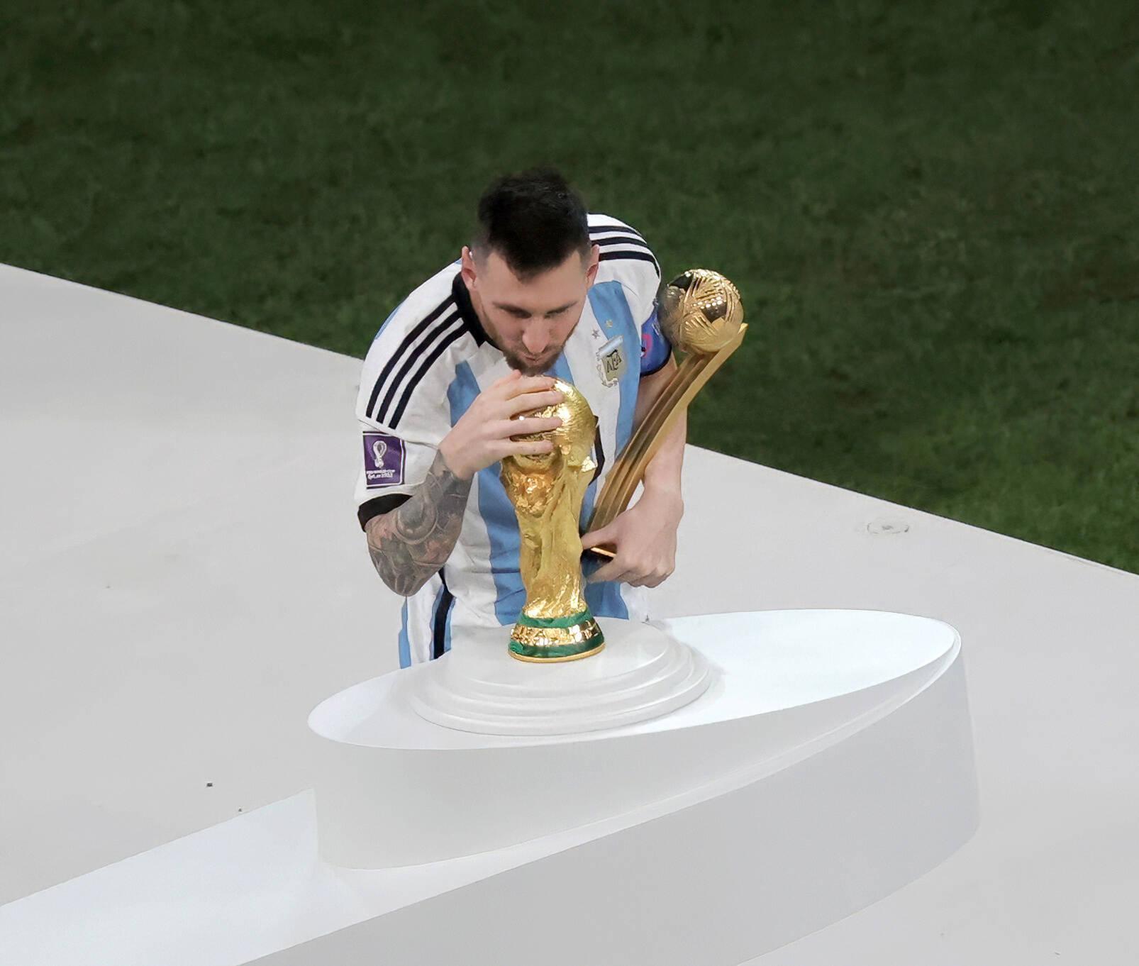 Messi venceu o tão desejado Mundial em 2022, no Qatar, derrotando França na final
