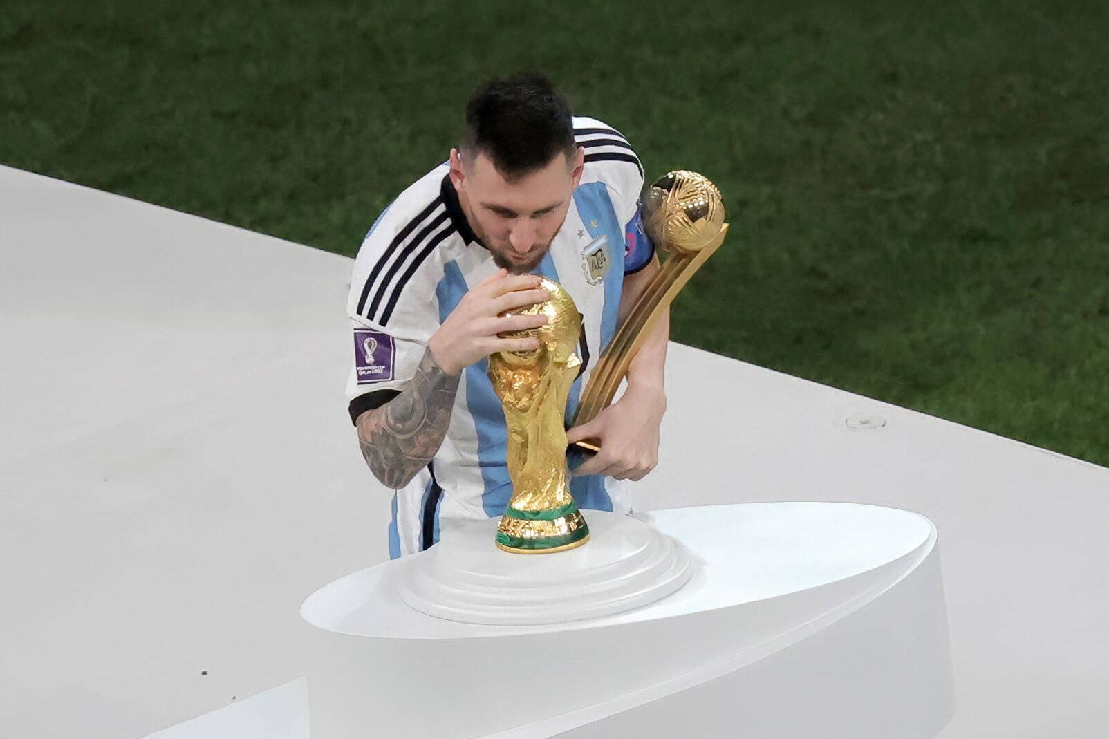 Messi venceu o tão desejado Mundial em 2022, no Qatar, derrotando França na final