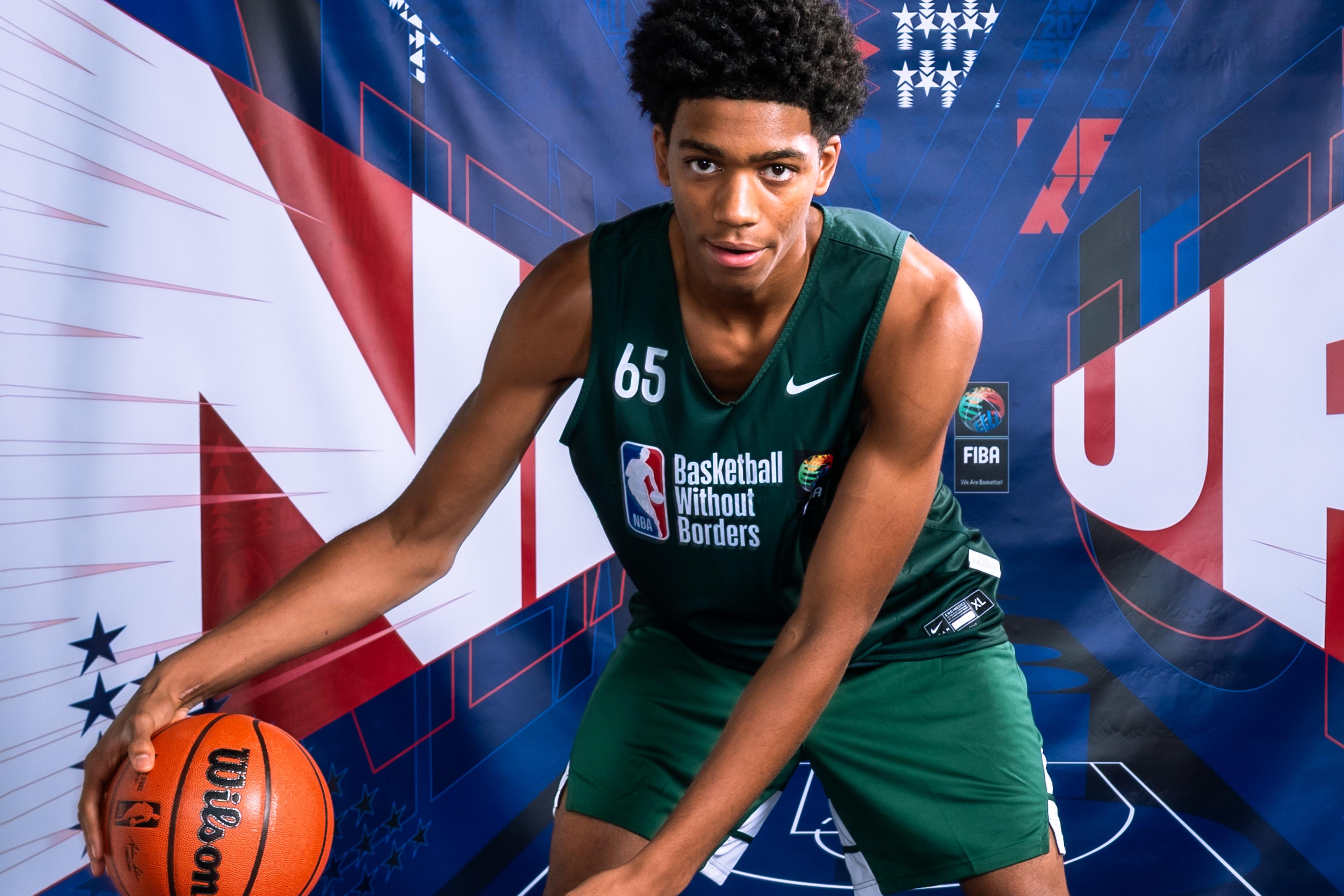 Extremo Internacional português deixou marca no campo da NBA em Istambul      Fotografia NBAE