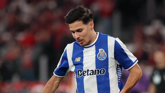 Francisco Moura - a começar a terceira época no FC Porto, aos 26 anos sagrou-se campeão nacional pela primeira vez na última época