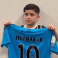 Jovem adepto do Corinthians ficou com a camisola de Neymar