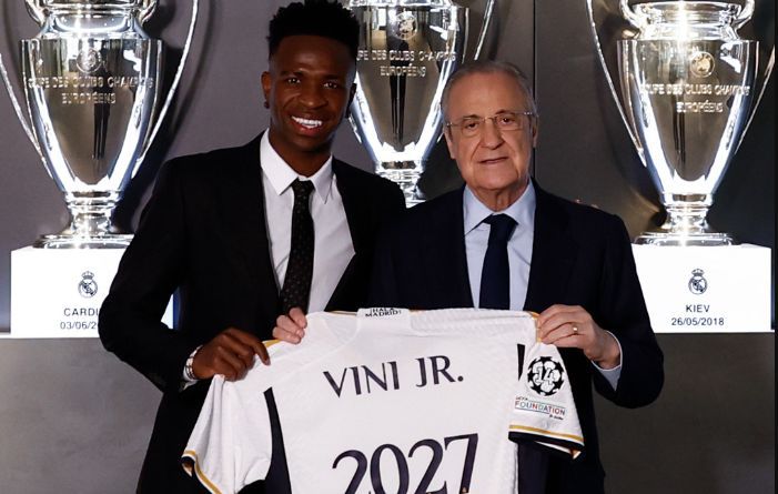 Oficial: Vinícius Júnior renova contrato com o Real Madrid