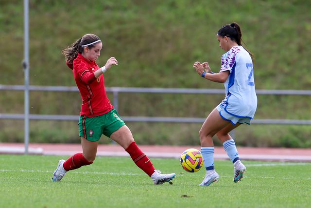 Sub-17: Portugal goleado pela Espanha no apuramento para o Euro feminino
