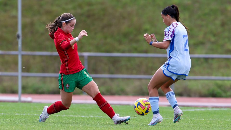 Sub-17: Portugal goleado pela Espanha no apuramento para o Euro feminino