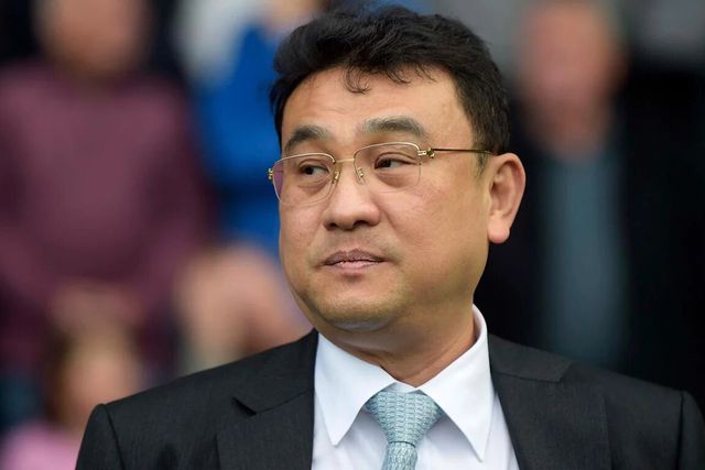 Sheffield Wednesday: Dono pede dinheiro aos adeptos para «salvar o clube»