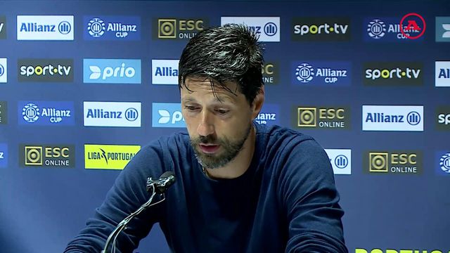 Os sinais que Vítor Bruno tirou de um festejo do Estoril