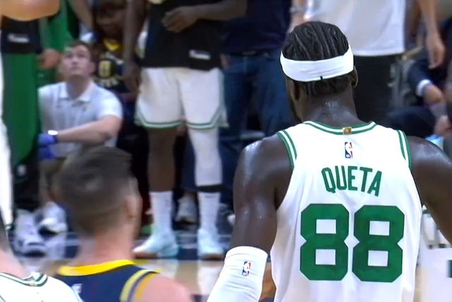 Celtics perdem, mas Neemias Queta destaca-se, ganha prémio e treinador agradece «faísca»