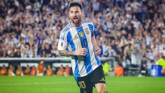 Messi cumpre sonho de filhos de ex-FC Porto