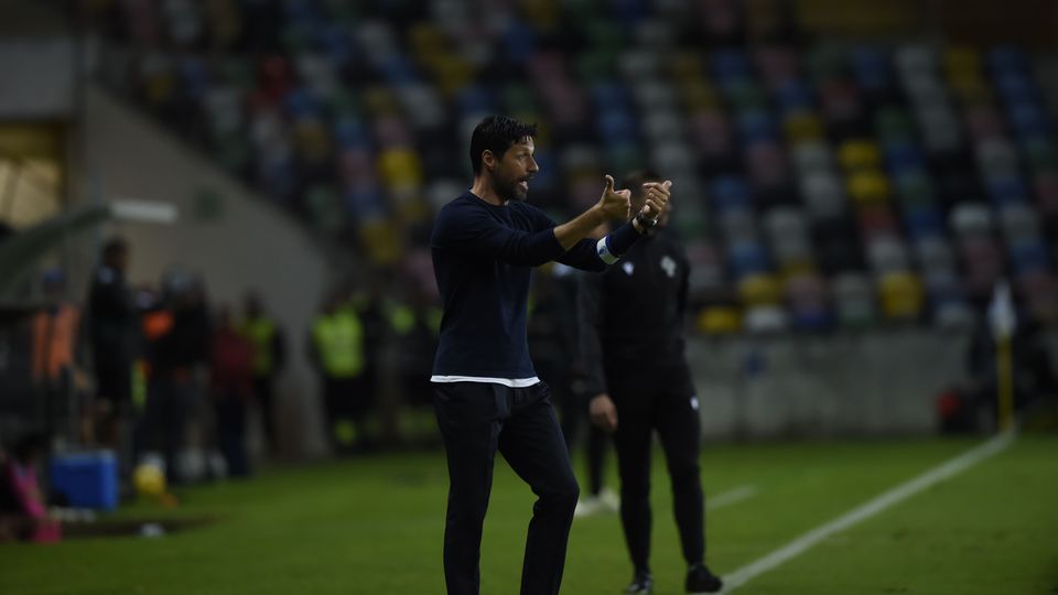 Vítor Bruno realça Gul e aponta: «Estádio com condições que não são as melhores...»