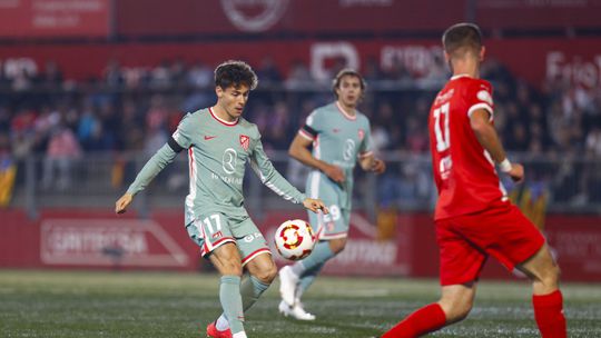 Taça do Rei: At. Madrid sofre muito para vencer equipa do 6.º escalão