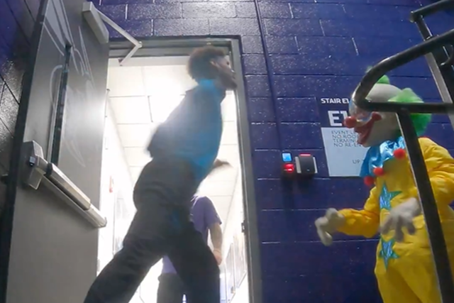 A partida de Halloween que deixou jogador dos Hornets aos gritos