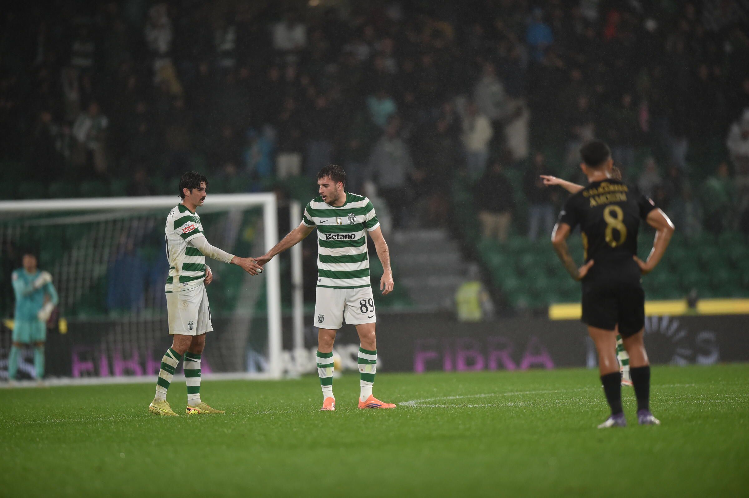 Ionannidis (68') inaugurou o marcador (Foto: Miguel Nunes)