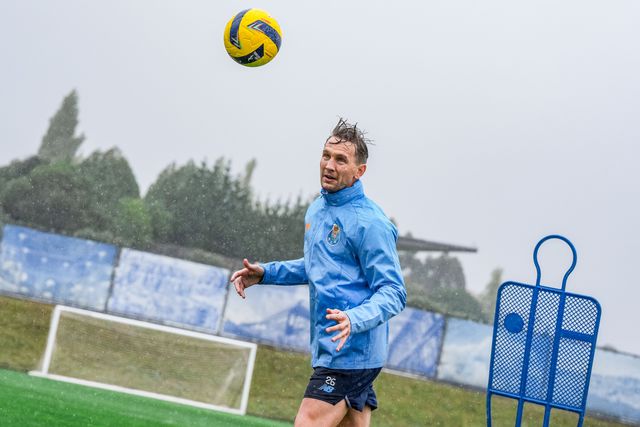 FC Porto mostra Luuk de Jong a trabalhar com bola no Olival - Foto: FC PORTO