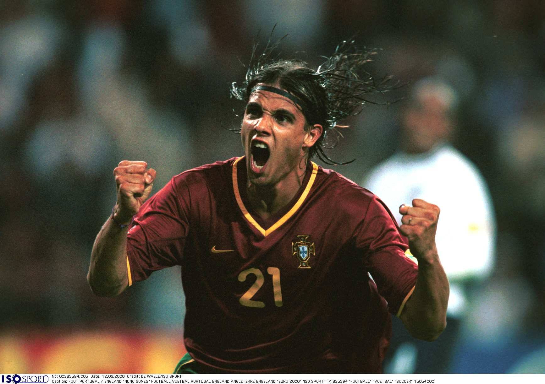 Portugal esteve a perder com Inglaterra por 0-2, no Euro 2000, e ganhou por 3-2: Figo reduziu, João Vieira Pinto empatou e Nuno Gomes fez o golo da vitória - Foto: IMAGO