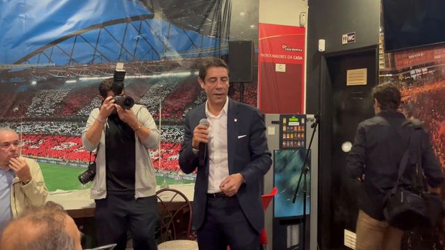 Rui Costa alerta adeptos do Benfica: «Não oiçam baboseiras!»
