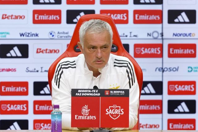 Mourinho: «Não pedi jogadores ao presidente»