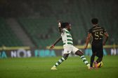 Chissumba em duelo com Quenda no Sporting-Alverca - Foto: Kapta+/Rogério Ferreira