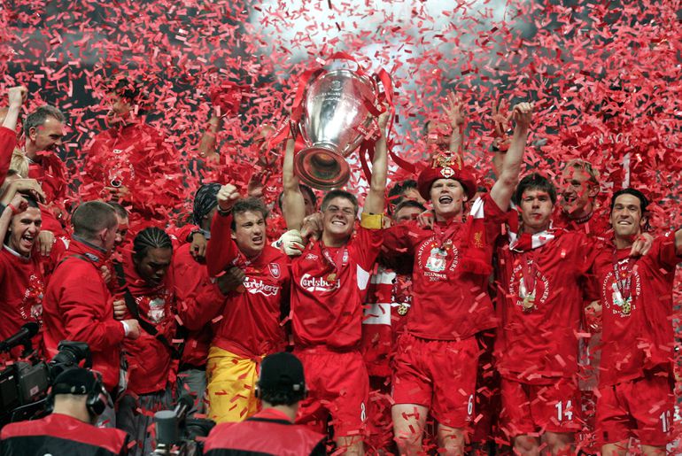 Liverpool conquistou a Liga dos Campeões em 2005 após reviravolta épica na final contra o Milan: perdia 0-3 ao intervalo, empatou na segunda parte e venceu nos penáltis - Foto: IMAGO
