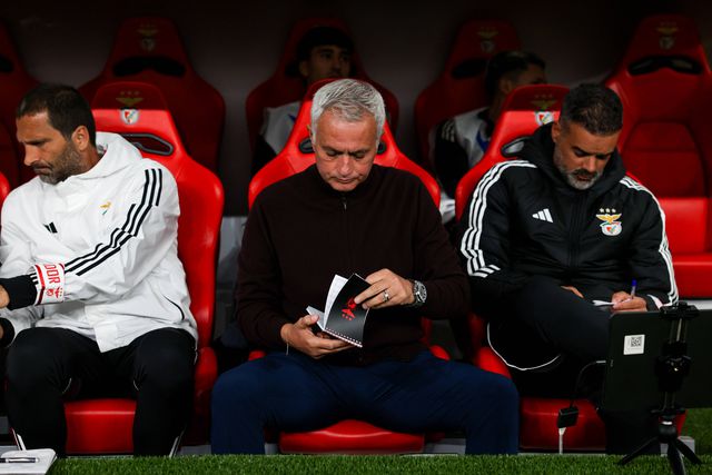 José Mourinho, treinador do Benfica