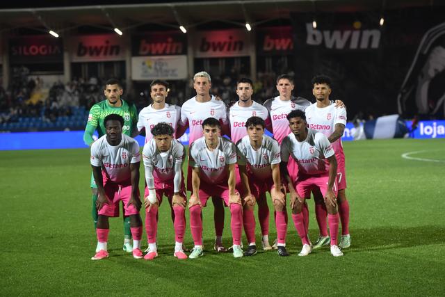 O onze do Sporting que iniciou o jogo frente ao Casa Pia. Foto Miguel Nunes