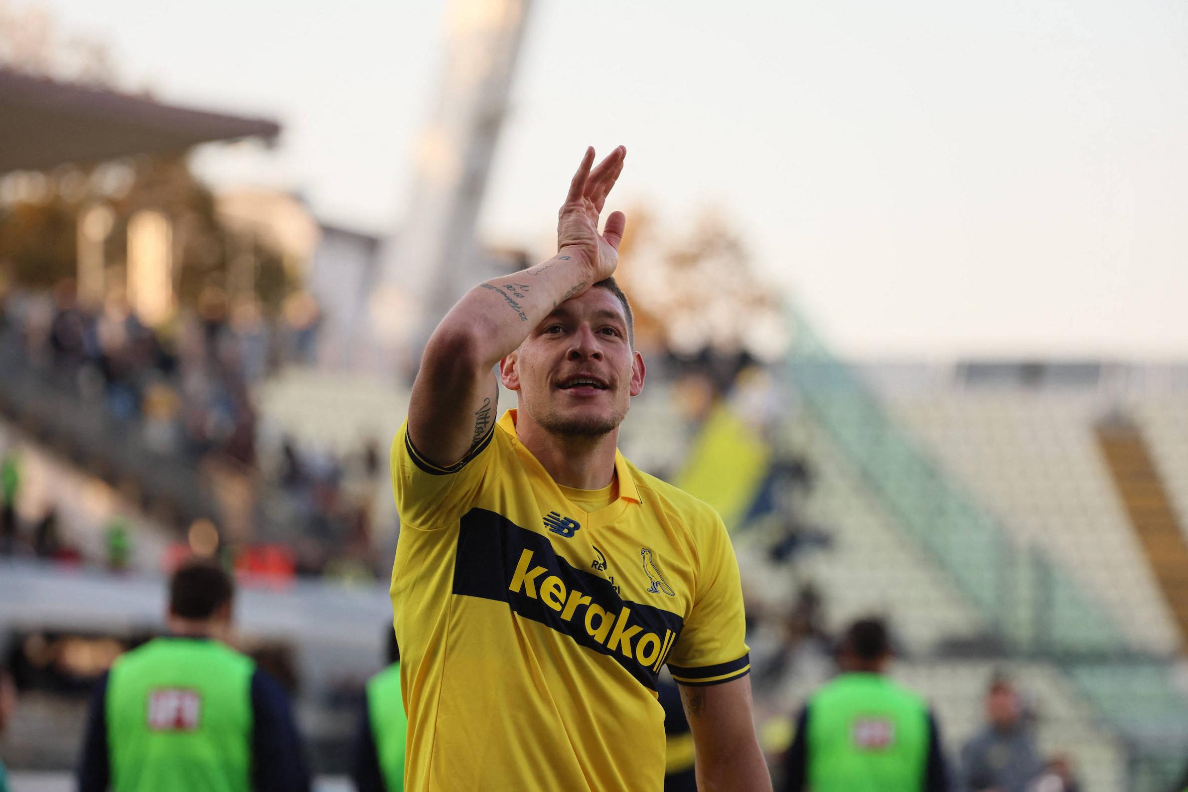 Belotti celebra golo pelo Modena
