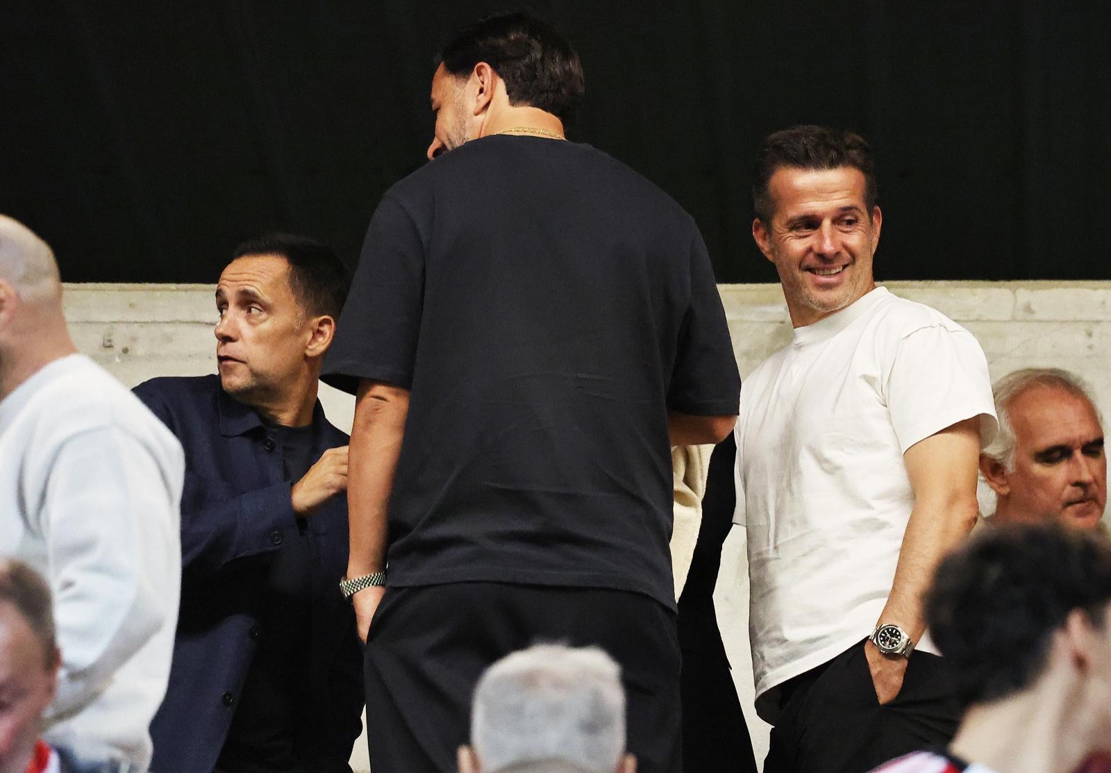 Marco Silva atento à equipa B encarnada - Foto: Benfica