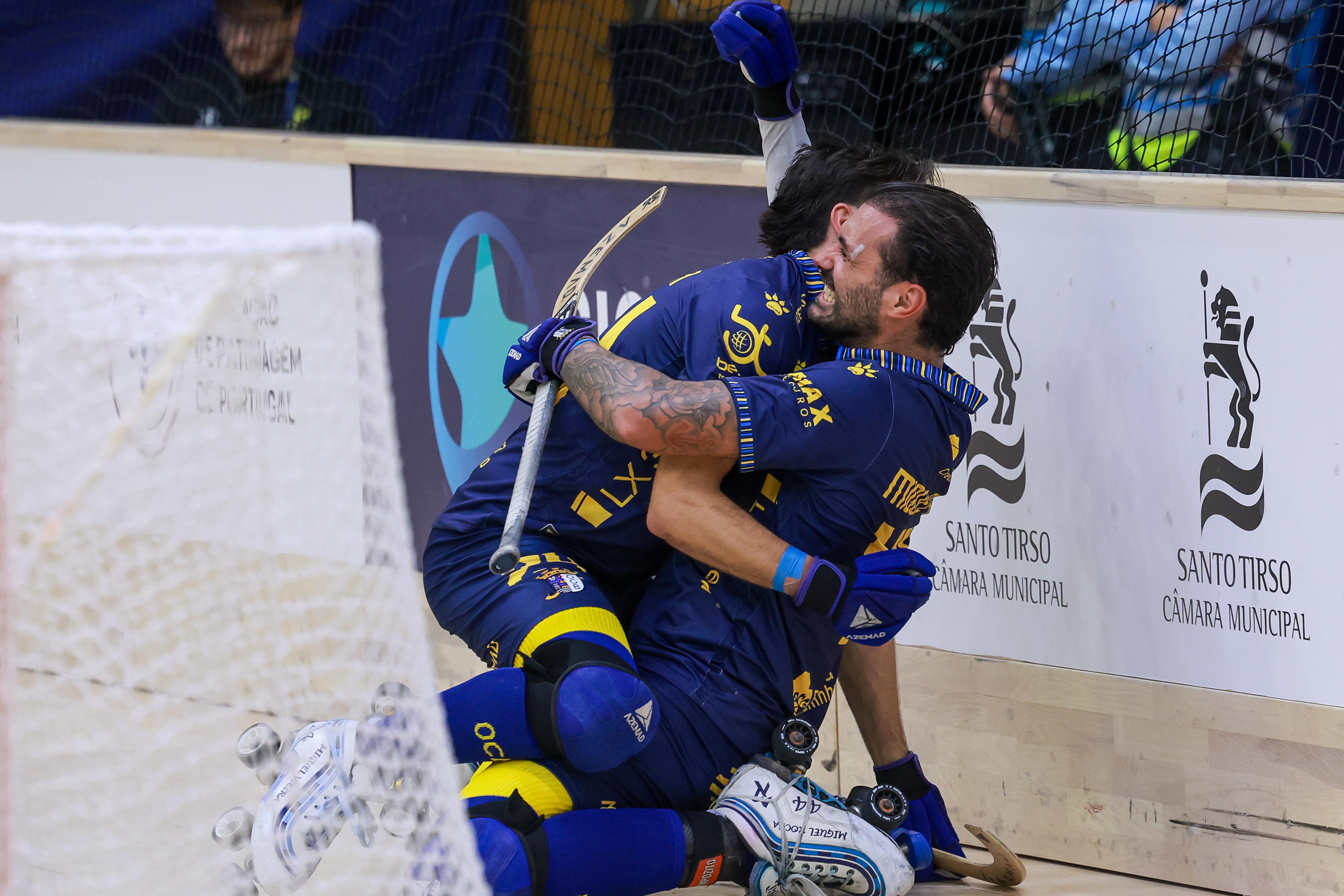 Miguel Rocha celebra o golo que acabou por dar a vitória ao OC Barcelos      Fotografia FPP
