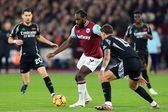 Michail Antonio em ação frente ao Arsenal