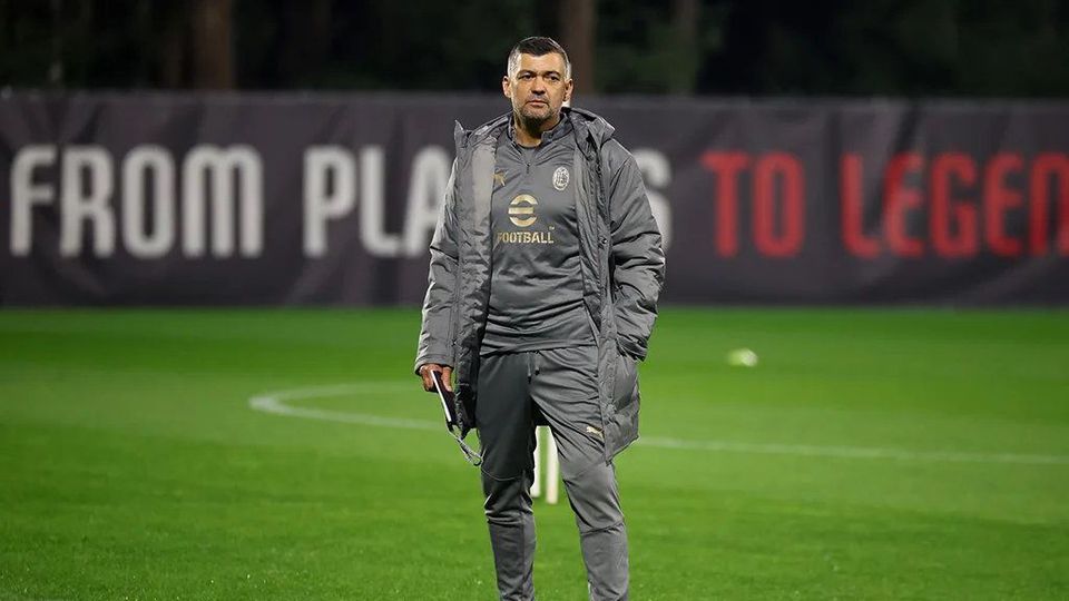 Sérgio Conceição durante o primeiro treino no Milan