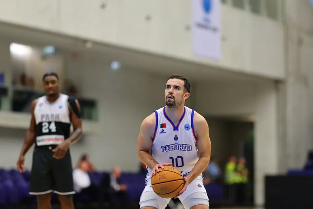 Max Landis quer jogar por Cuba