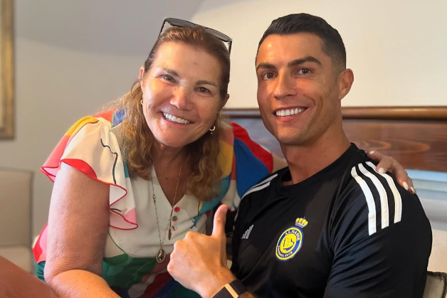 Dolores Aveiro e Cristiano Ronaldo. Cristiano Ronaldo/X
