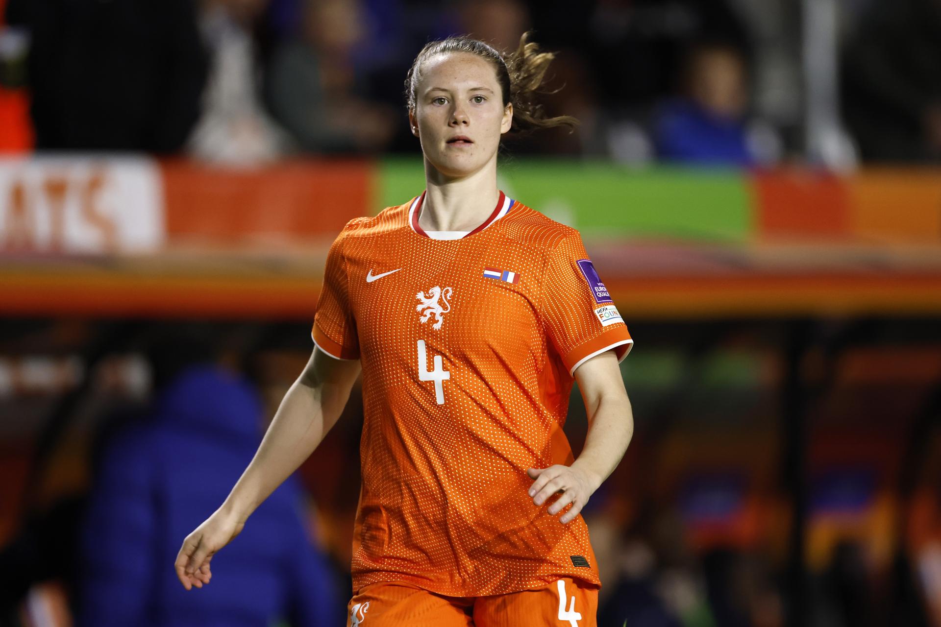 VEERLE BUURMAN DETAILED STATISTICAL PROFILE