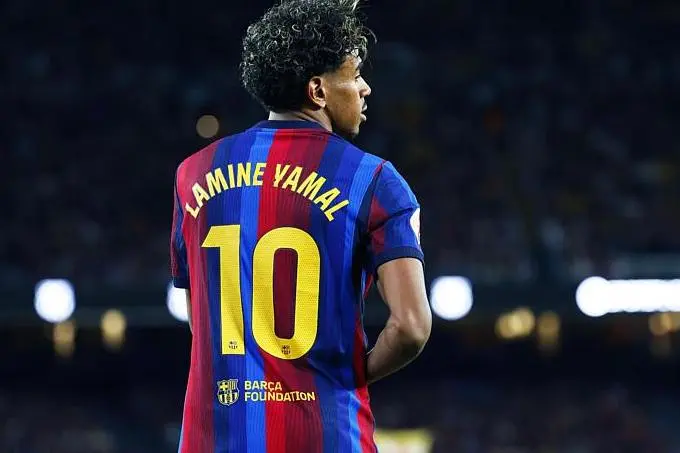 Why could Lamine Yamal make history at the 2026 Ballon d'Or ceremony?