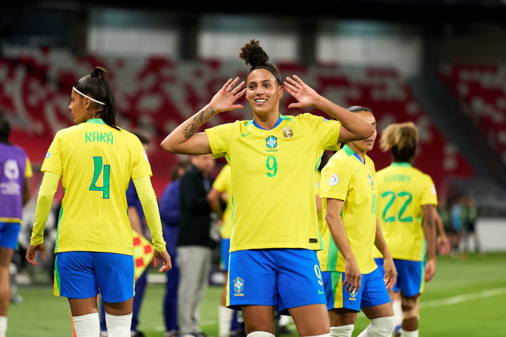 Gutigol: Nominated for the Ballon d'Or, sold for a record fee, champion of the Americas