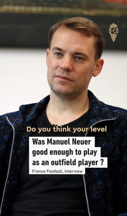 Manuel Neuer as a pro outfield player
