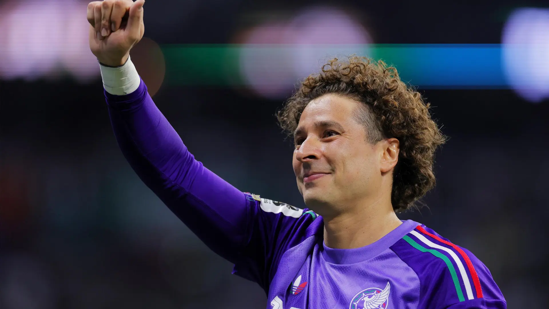 La decisión más difícil de Memo Ochoa, el portero que cambió la historia de México