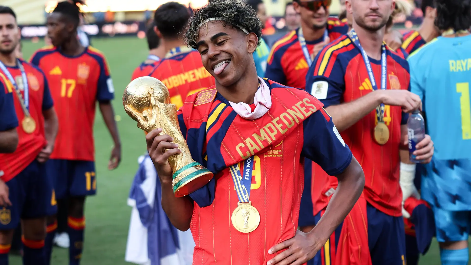 ¿Quiénes son todos los españoles nominados a los premios Ballon d'Or 2026?