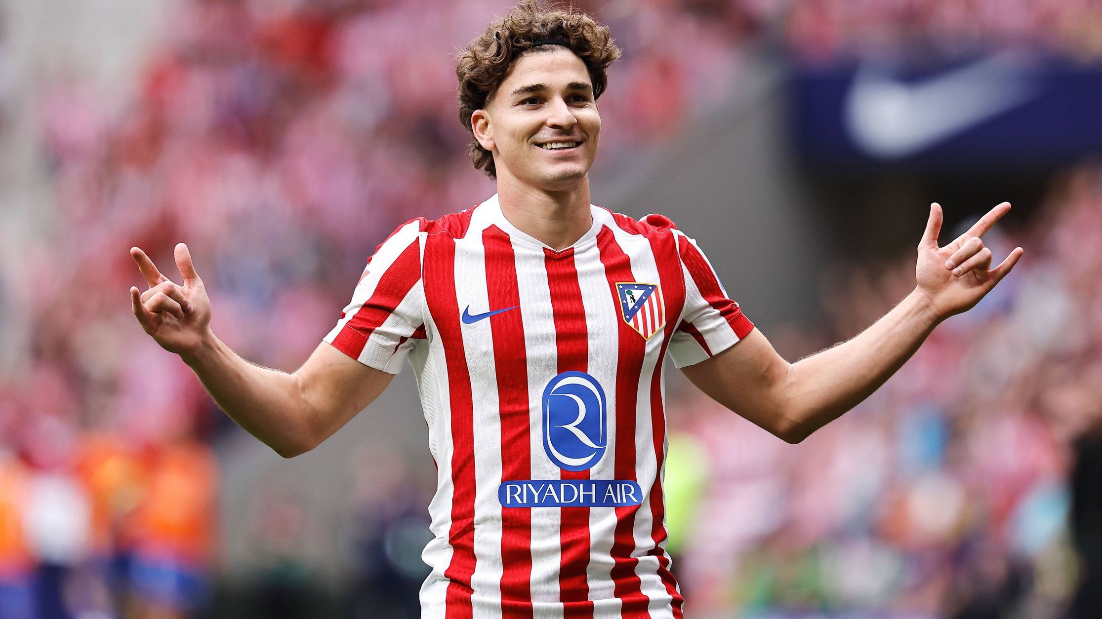 Julián Álvarez: "Ni tatuajes, ni cigarrillos, ni alcohol"