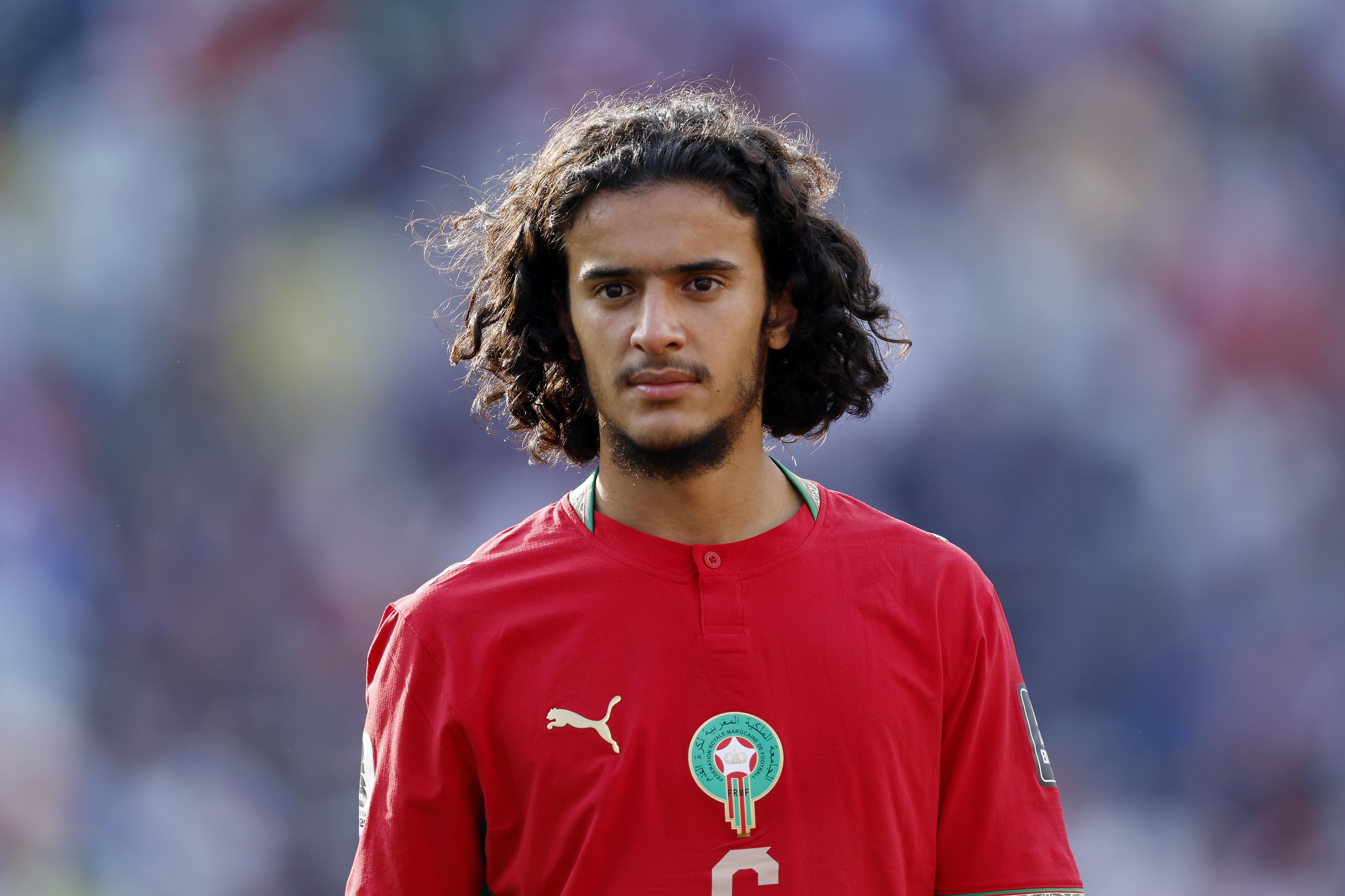 Ayyoub Bouaddi : le jeune prodige qui bouscule les codes du football
