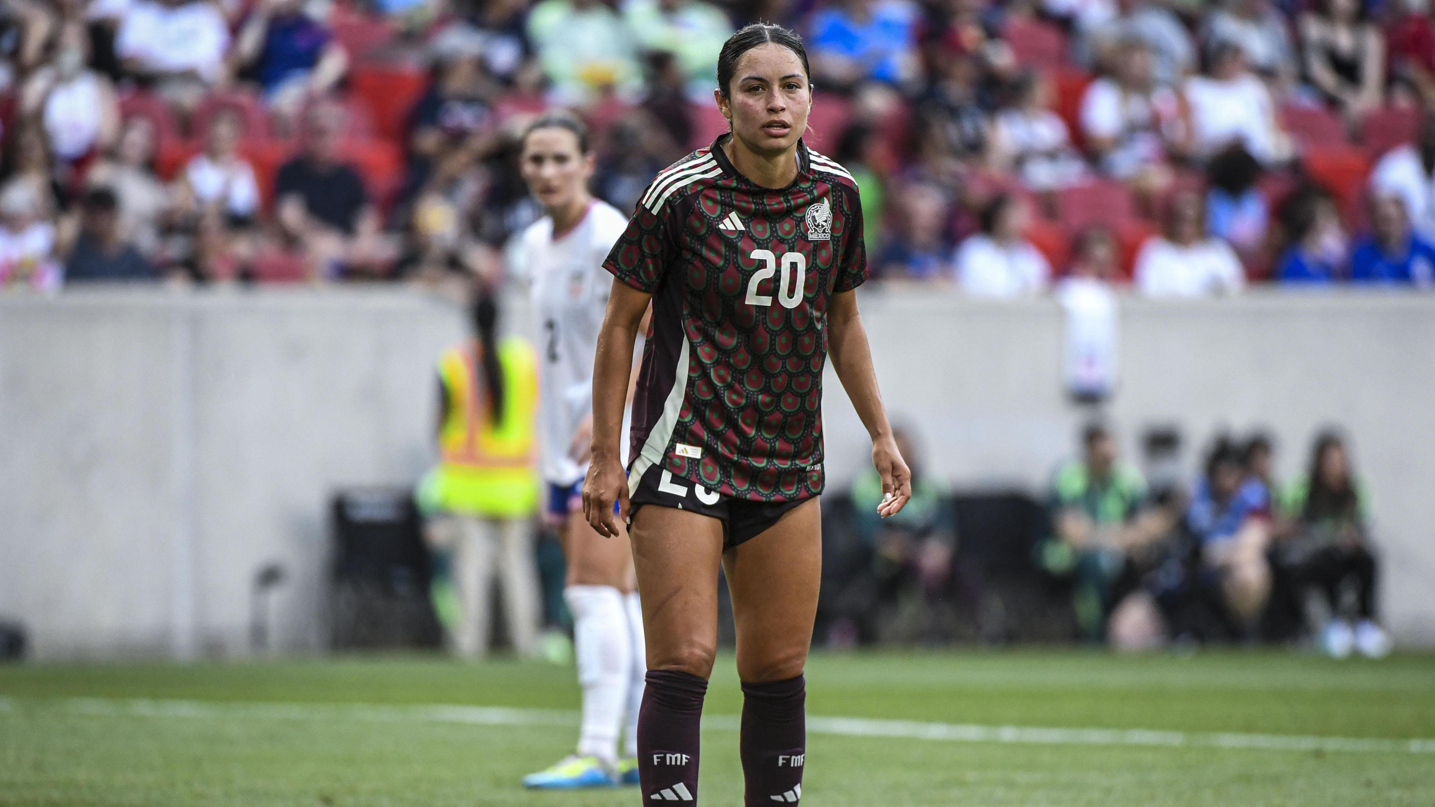 Scarlett Camberos, a jogadora que superou o assédio, enfrentou o exílio e chegou à elite