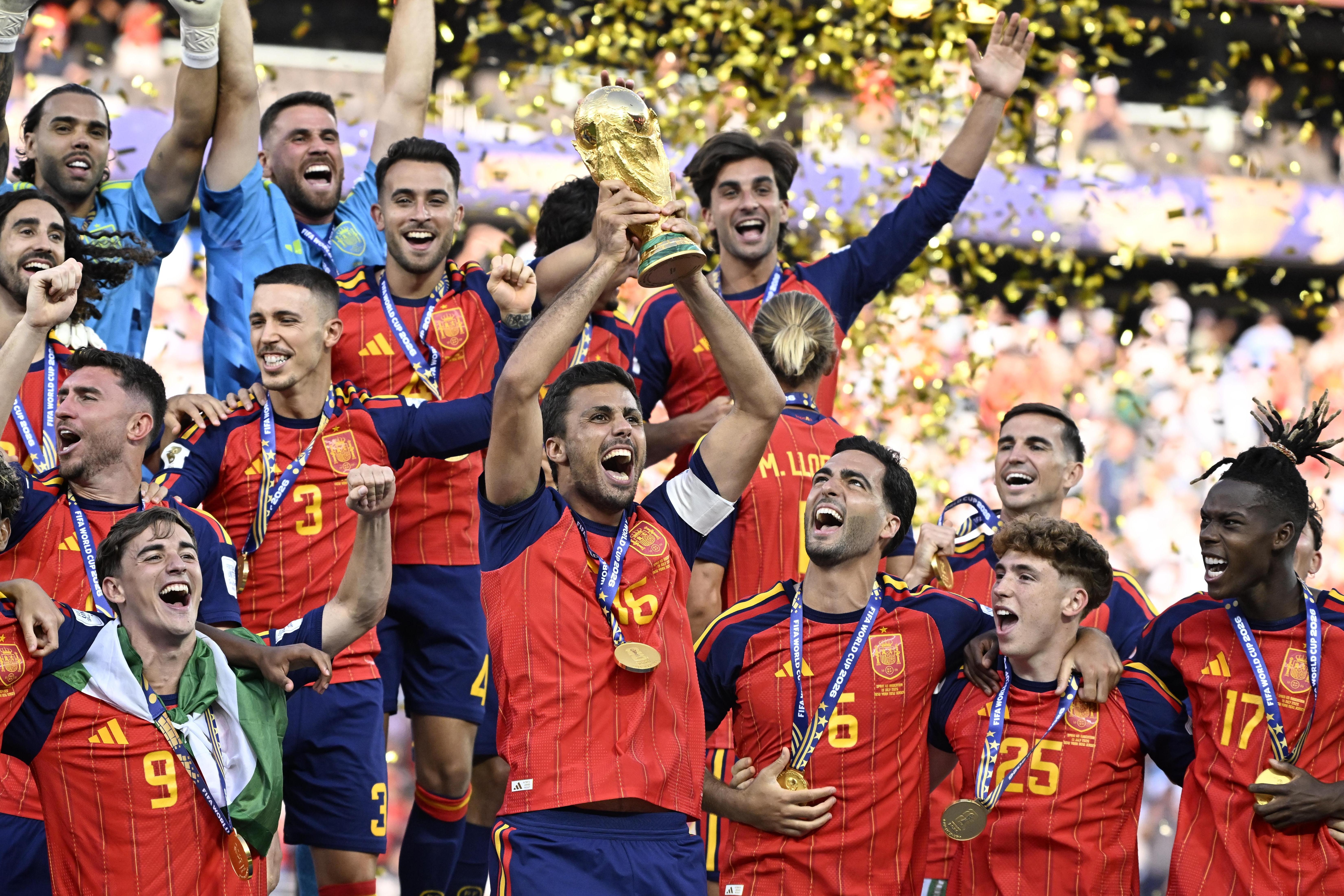 Mapa mundial da elite do futebol: Espanha e França lideram as indicações ao Ballon d'Or 2026, que bateu todos os recordes