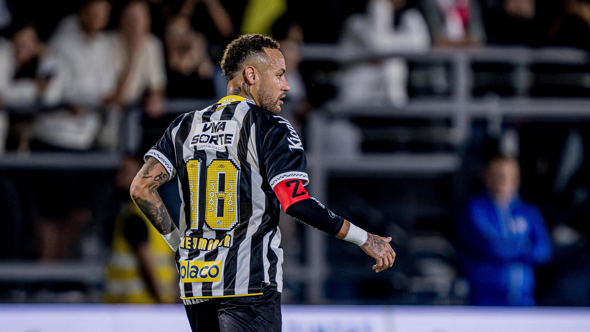 Neymar na Vila Belmiro: quando o herói volta para casa