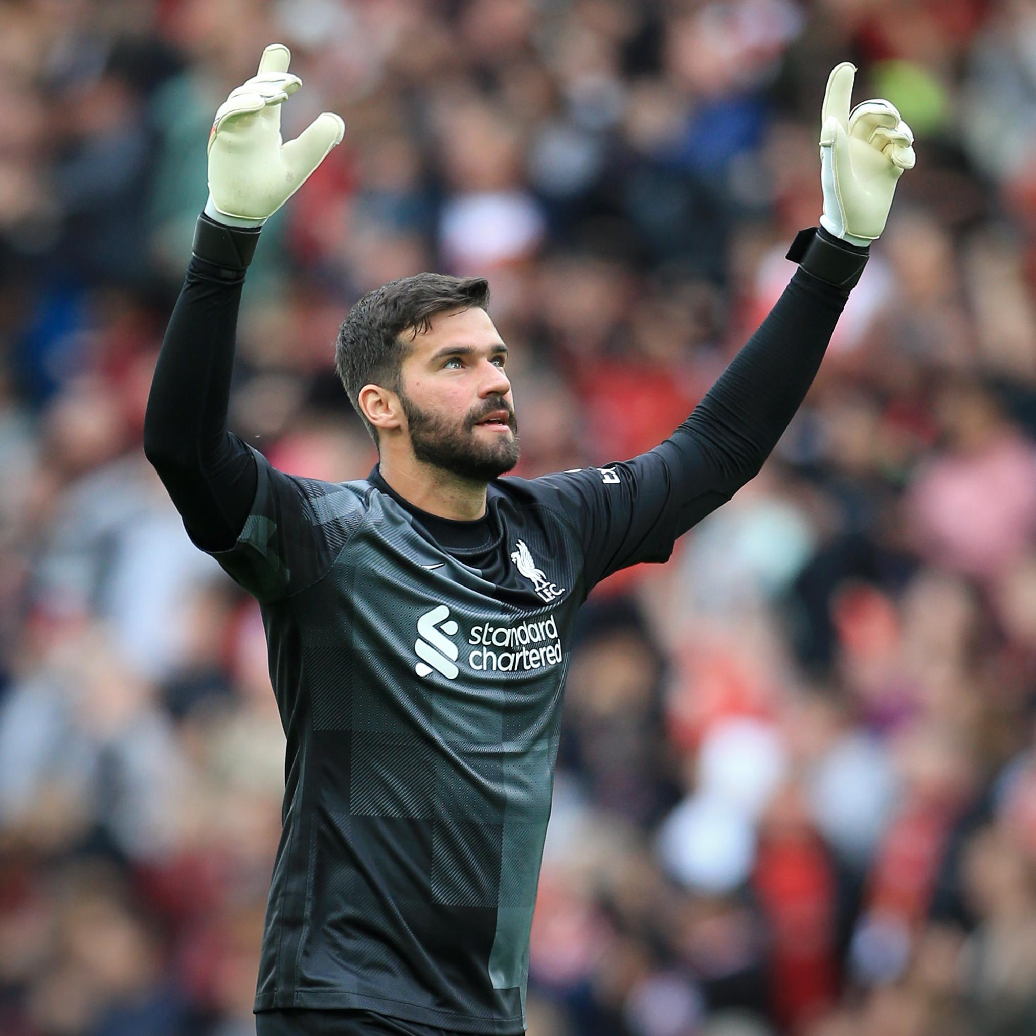 A cabeçada do destino: Alisson Becker e a salvação do Liverpool