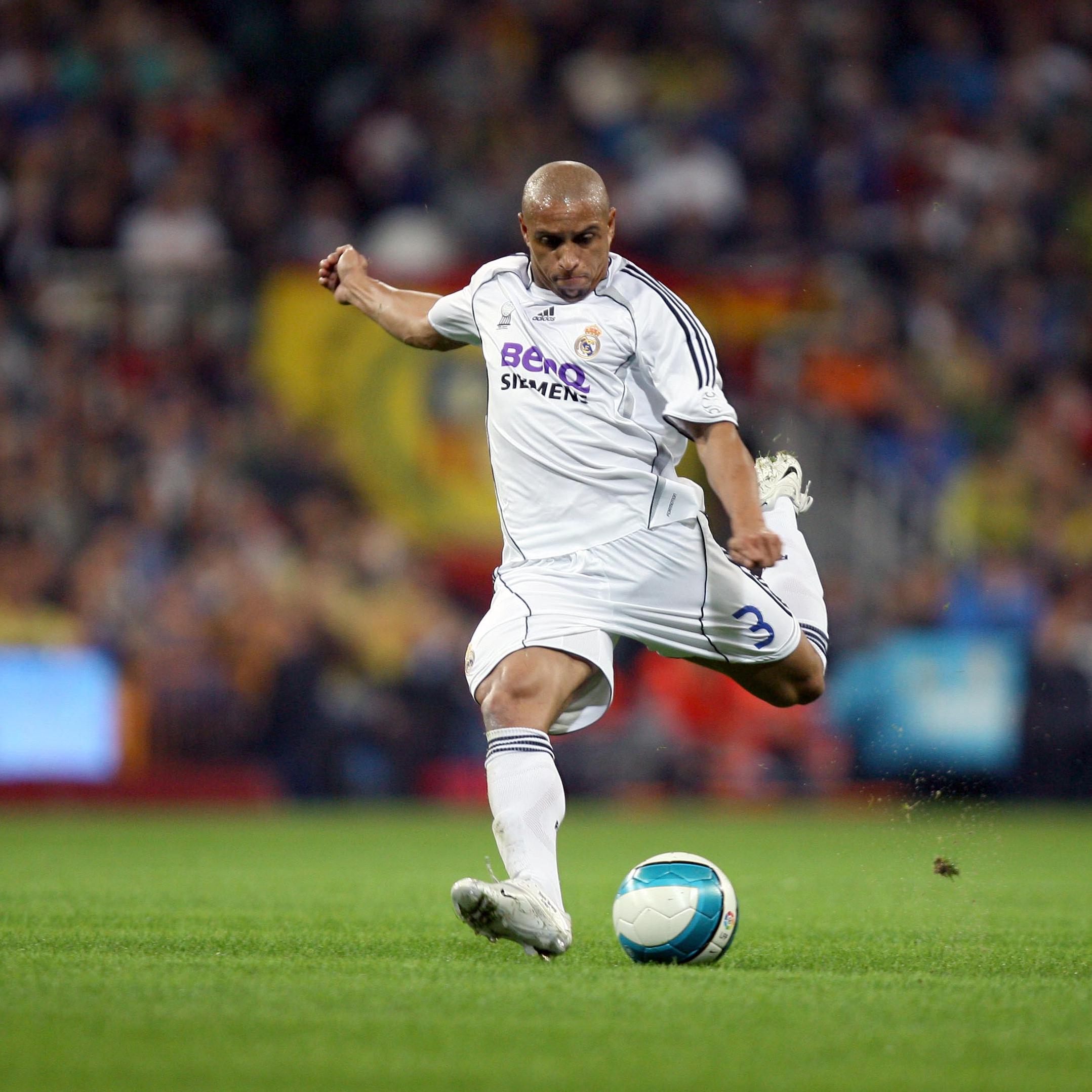 Roberto Carlos: as pernas mais famosas do futebol