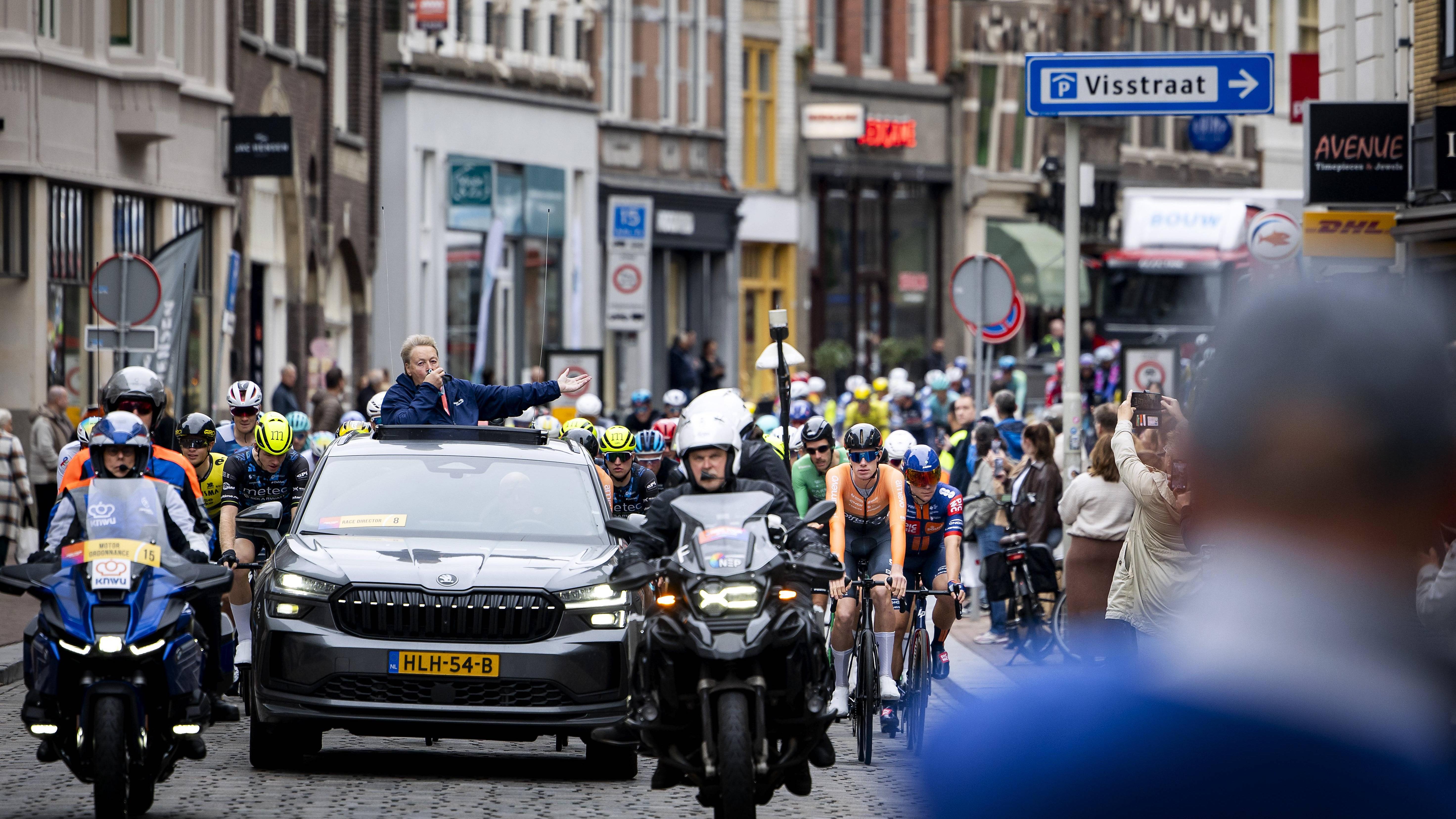 Tour of Holland: etappe geannuleerd na auto-incident