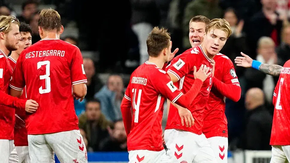 Шотландия и Дания в последна битка след издънките