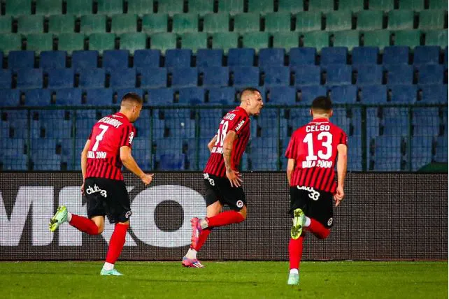 Първа Лига отново е тук – Локомотив София ще търси формата си от есента срещу Ботев Пловдив