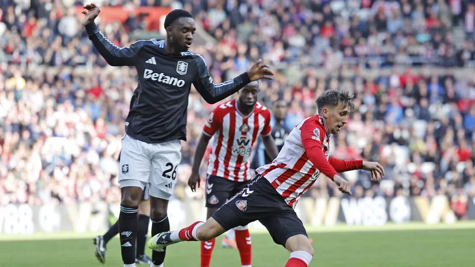 Астън Вила най-накрая вкара, но отново не победи